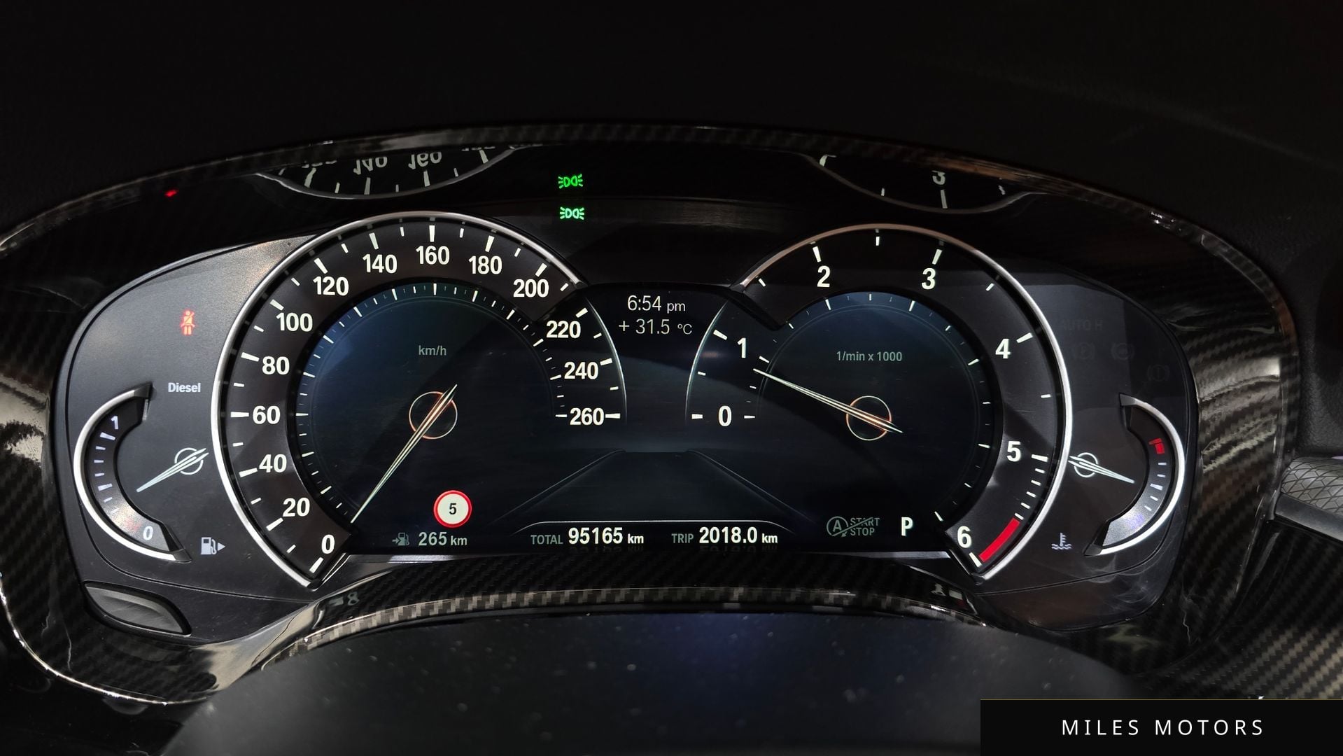 BMW 5 Series (G30) 2018 — миниатюра 11