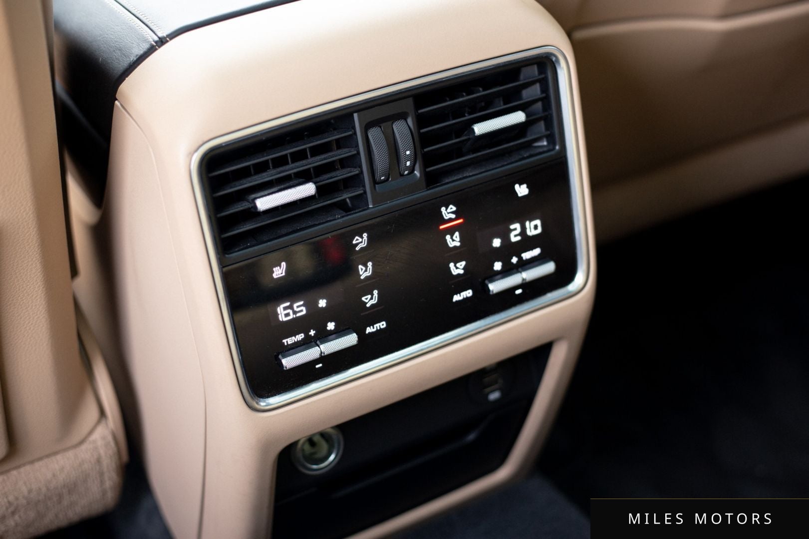 Porsche Cayenne 2019 — миниатюра 10