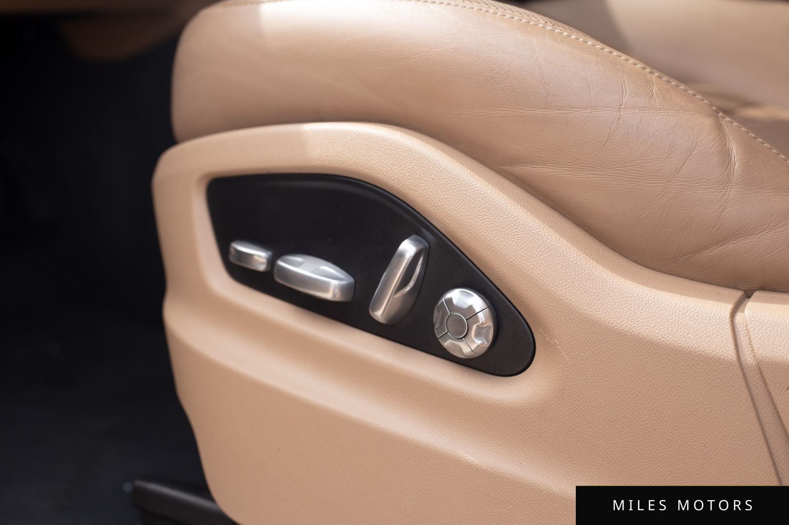 Porsche Cayenne 2019 — миниатюра 11