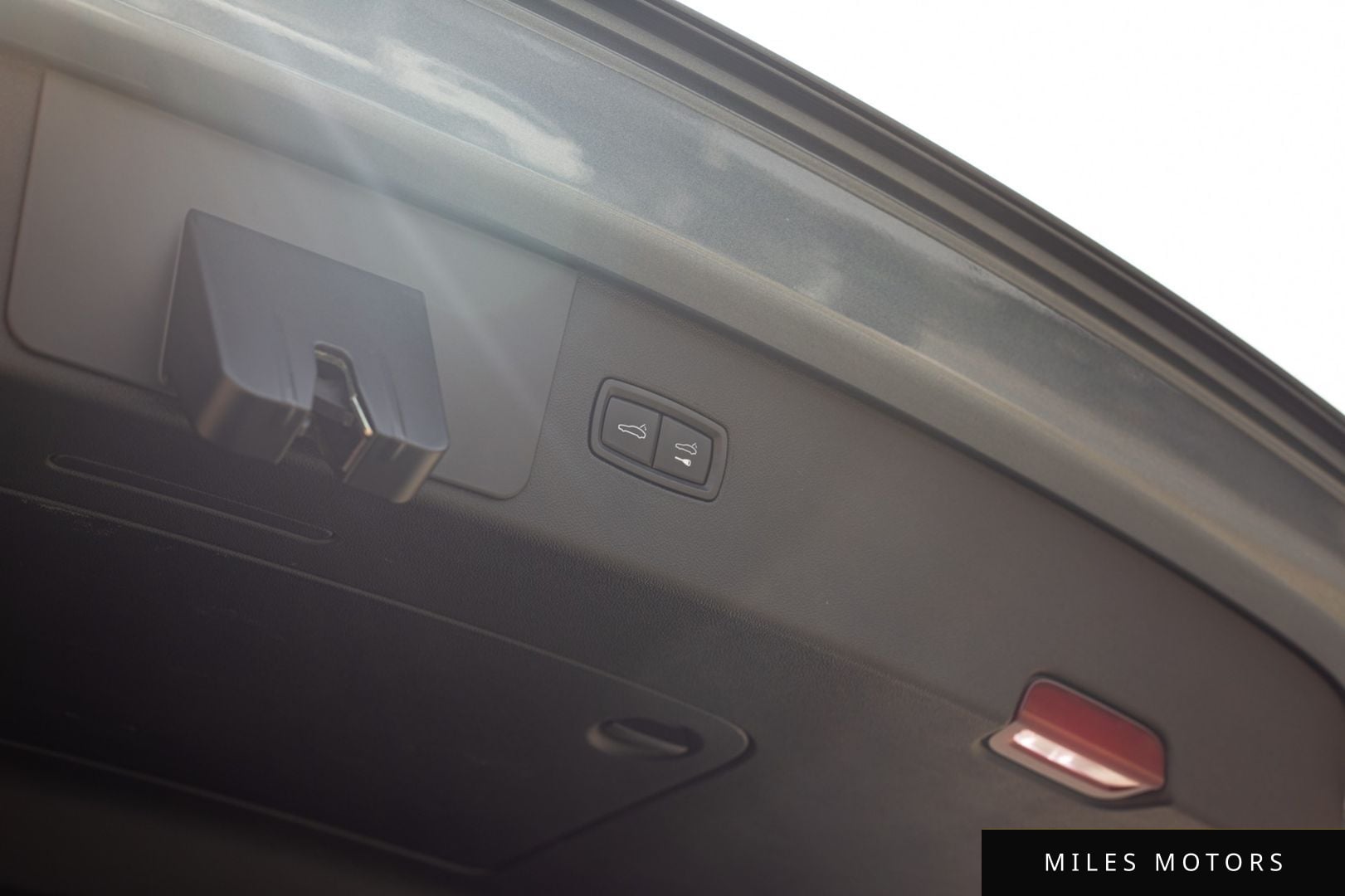 Porsche Cayenne 2019 — миниатюра 12