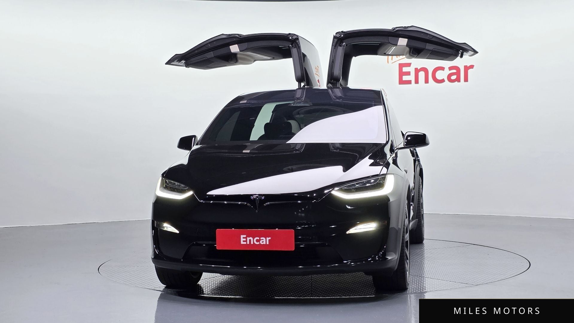 Tesla Model X 2023 — миниатюра 3
