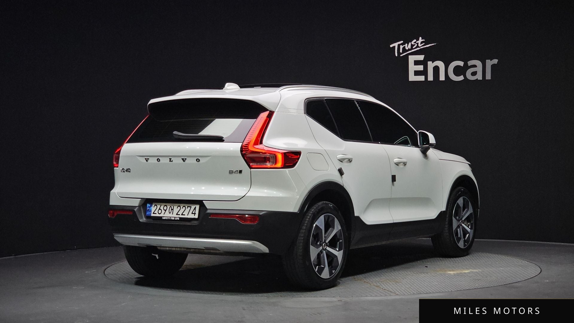 Volvo XC40 2023 — миниатюра 2