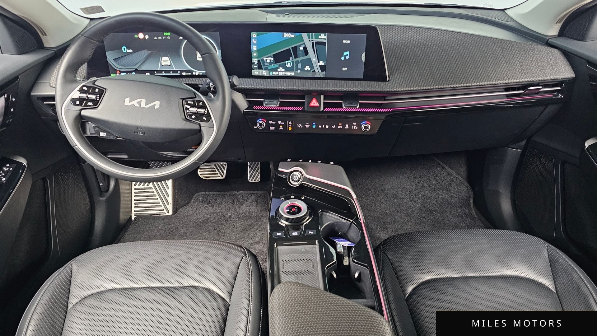 Kia EV6 2023 — миниатюра 9