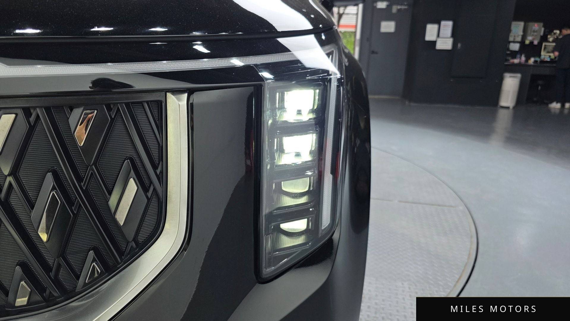 Kia Canival 2025 — миниатюра 7