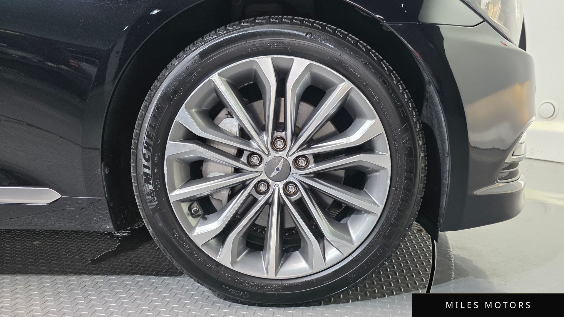 Hyundai Genesis 2015 — миниатюра 5
