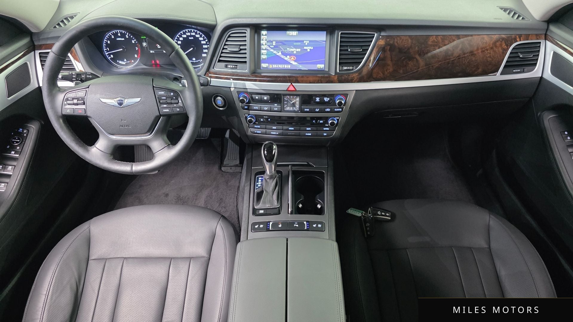 Hyundai Genesis 2015 — миниатюра 7