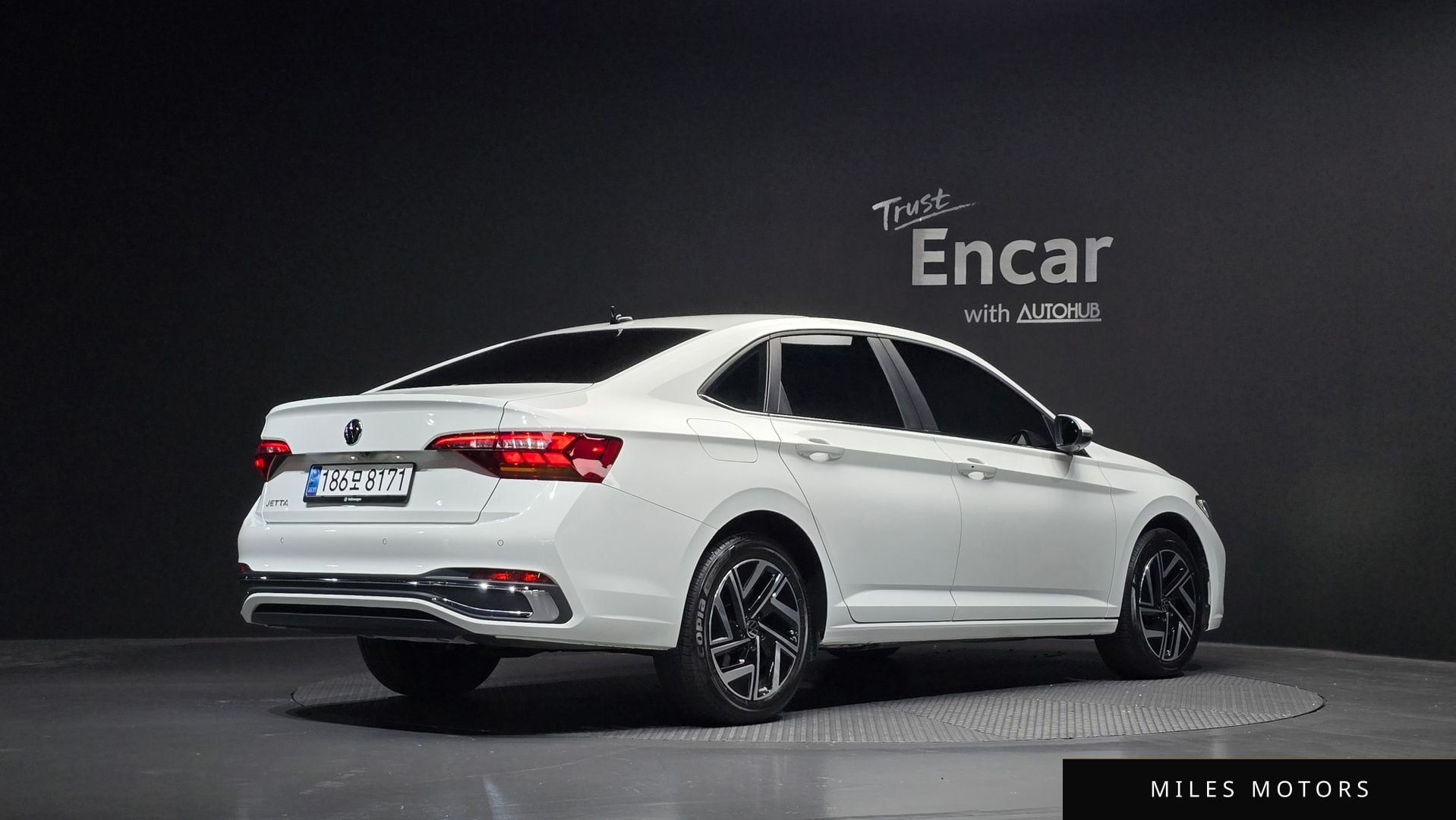 Volkswagen Jetta 2024 — миниатюра 2