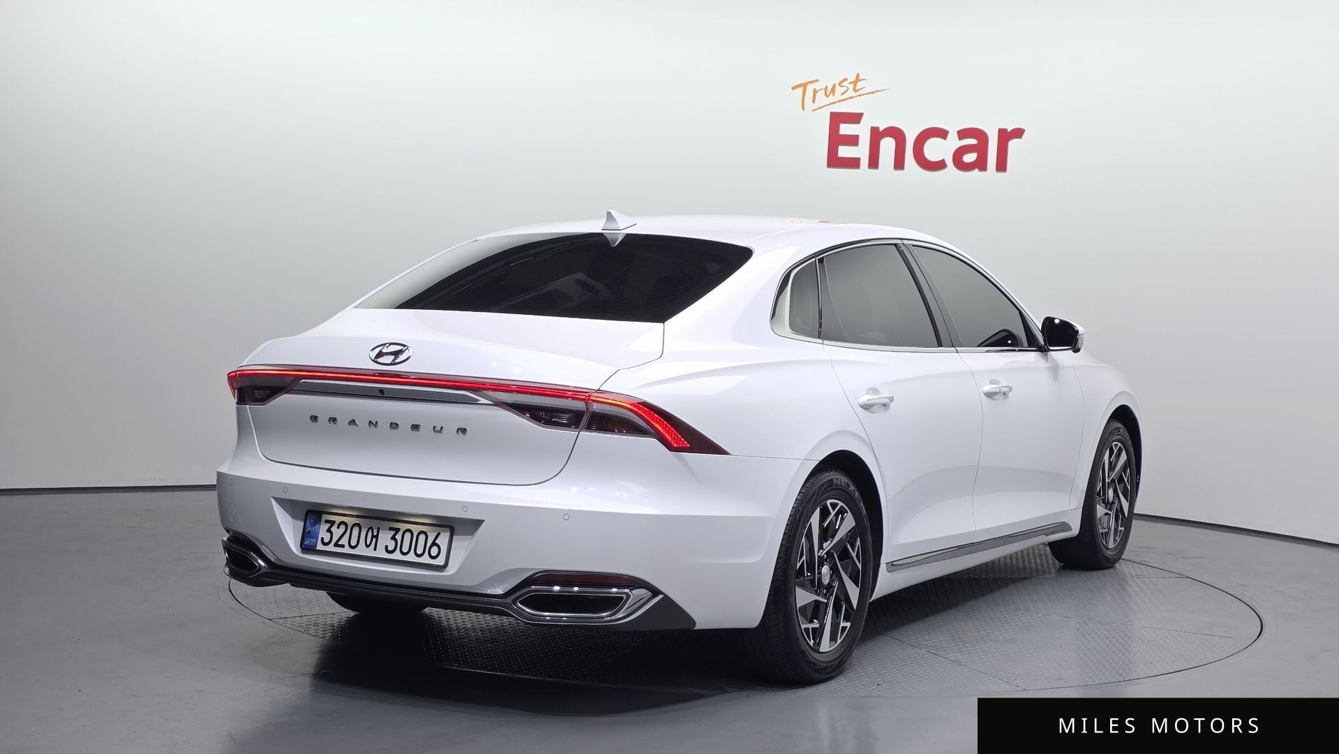 Hyundai Grandeur 2022 — миниатюра 2