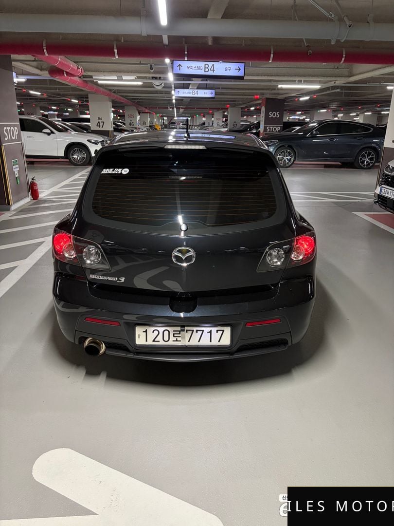 Mazda Mazda 3 2007 — миниатюра 2