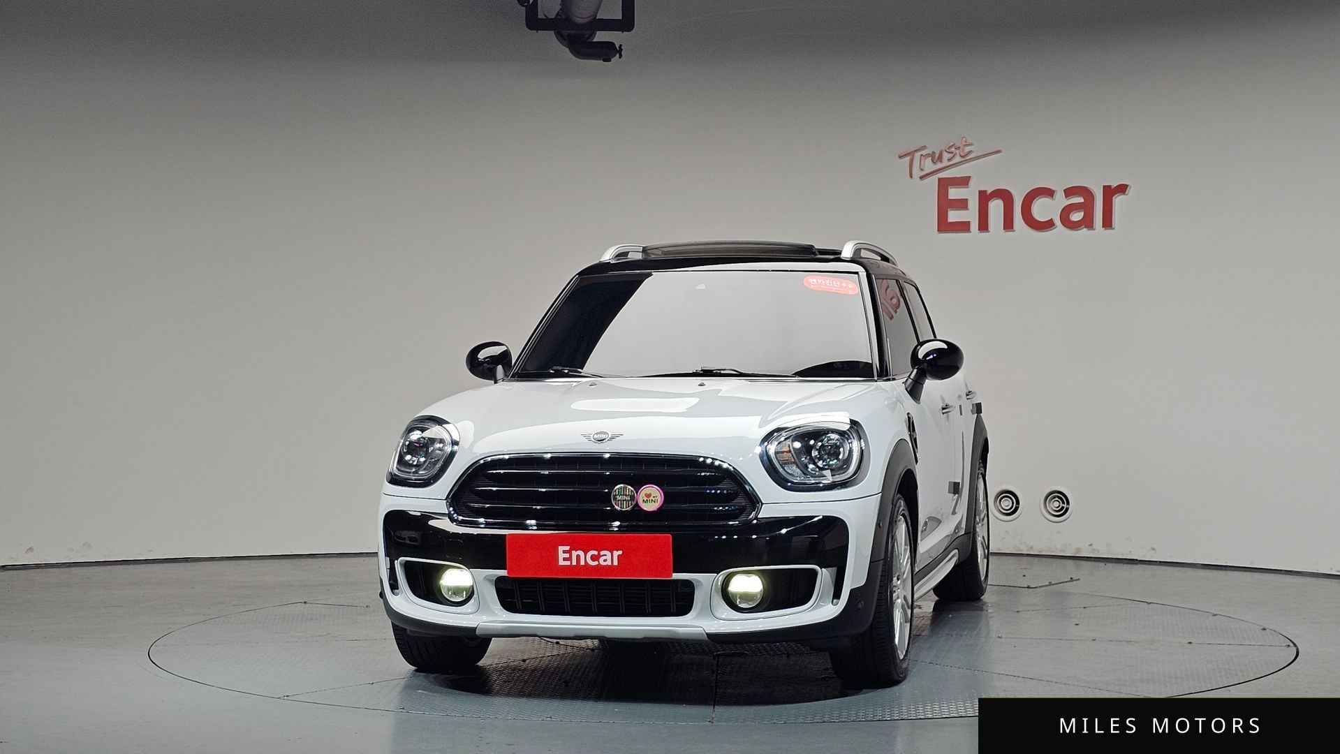 MINI Countryman 2018 — миниатюра 2