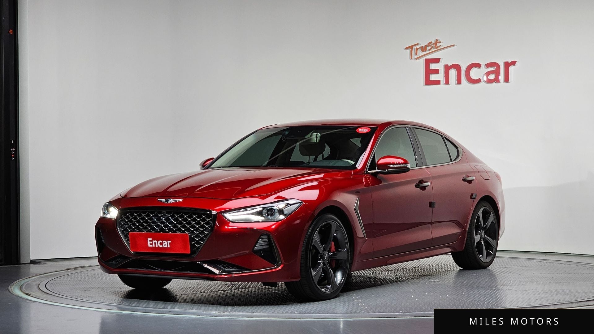 Genesis G70 2019 — фото 1 из 12
