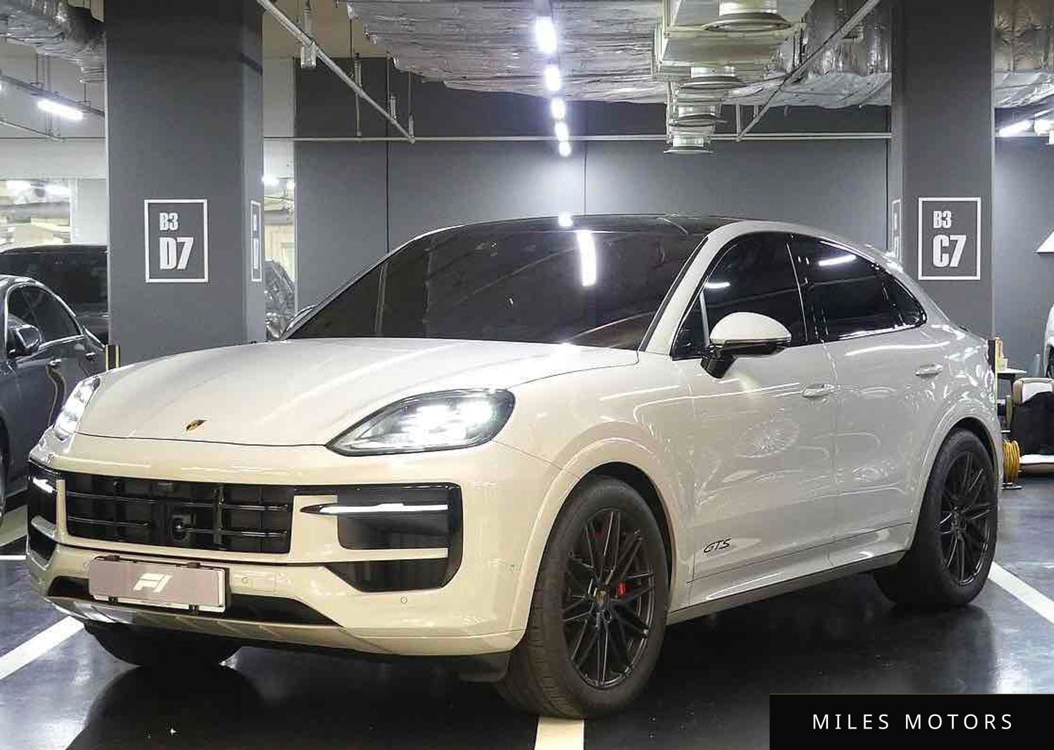 Porsche Cayenne 2025