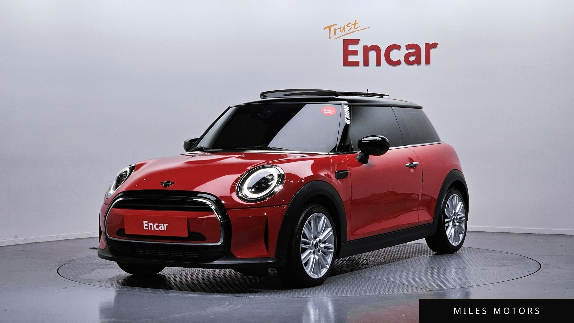 MINI Cooper 2023 — фото 1 из 12