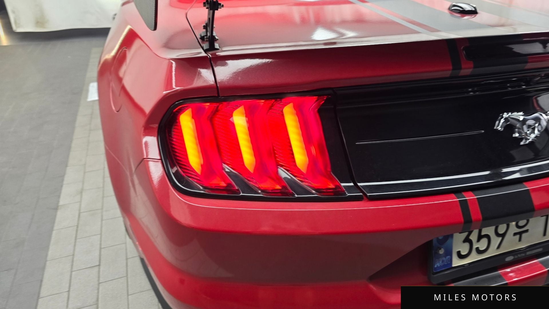 Ford Mustang 2018 — миниатюра 9