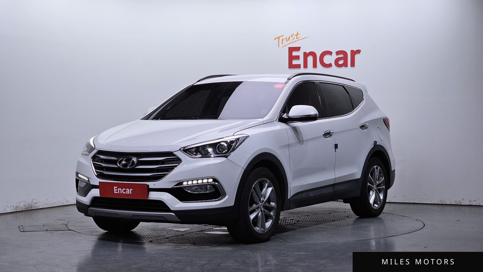 Hyundai Santafe 2016 — фото 1 из 12
