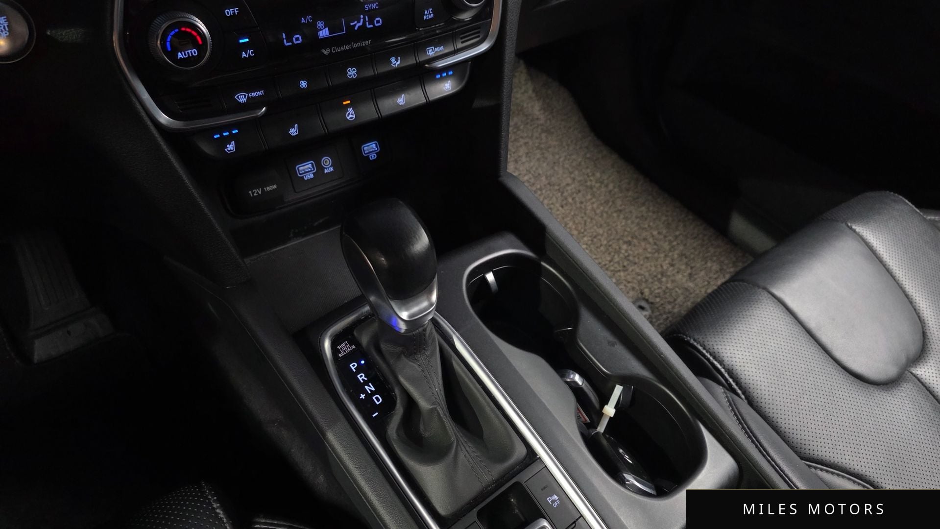Hyundai Santafe 2019 — миниатюра 12