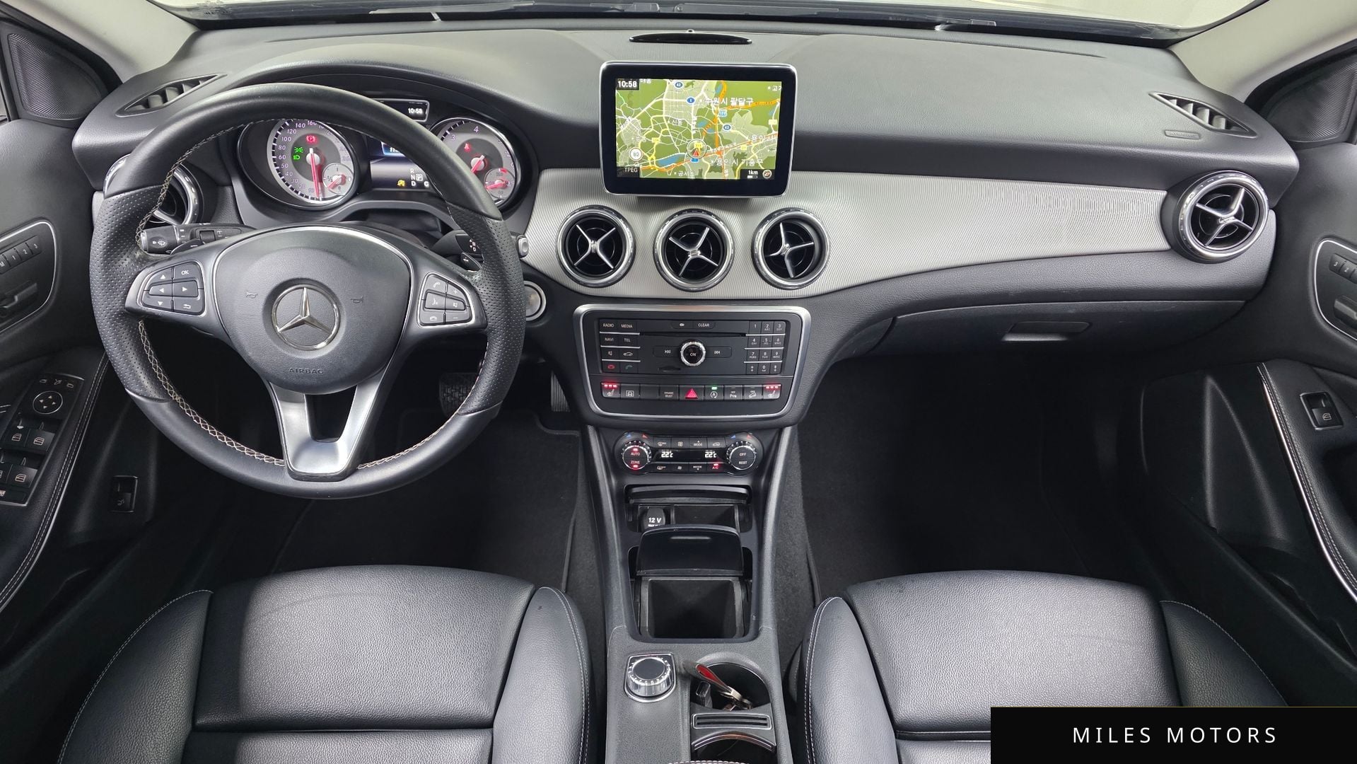 Mercedes-Benz GLA-Class X156 2016 — миниатюра 7