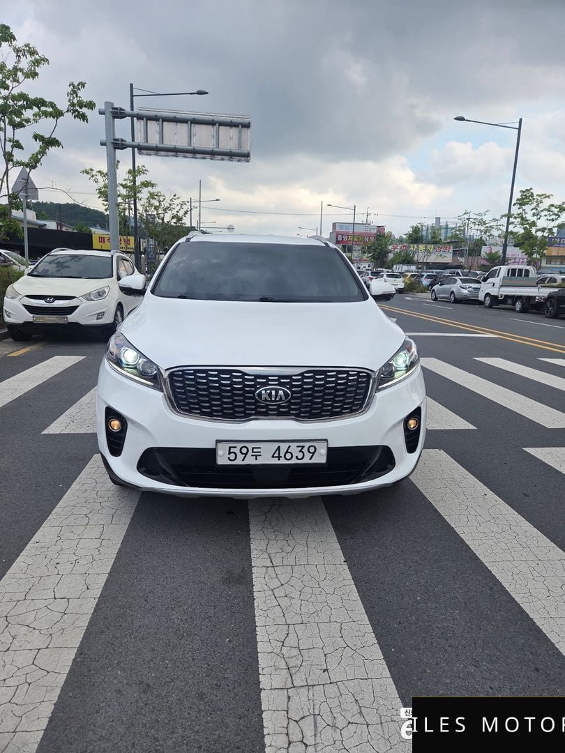 Kia Sorento 2019 — фото 1 из 12
