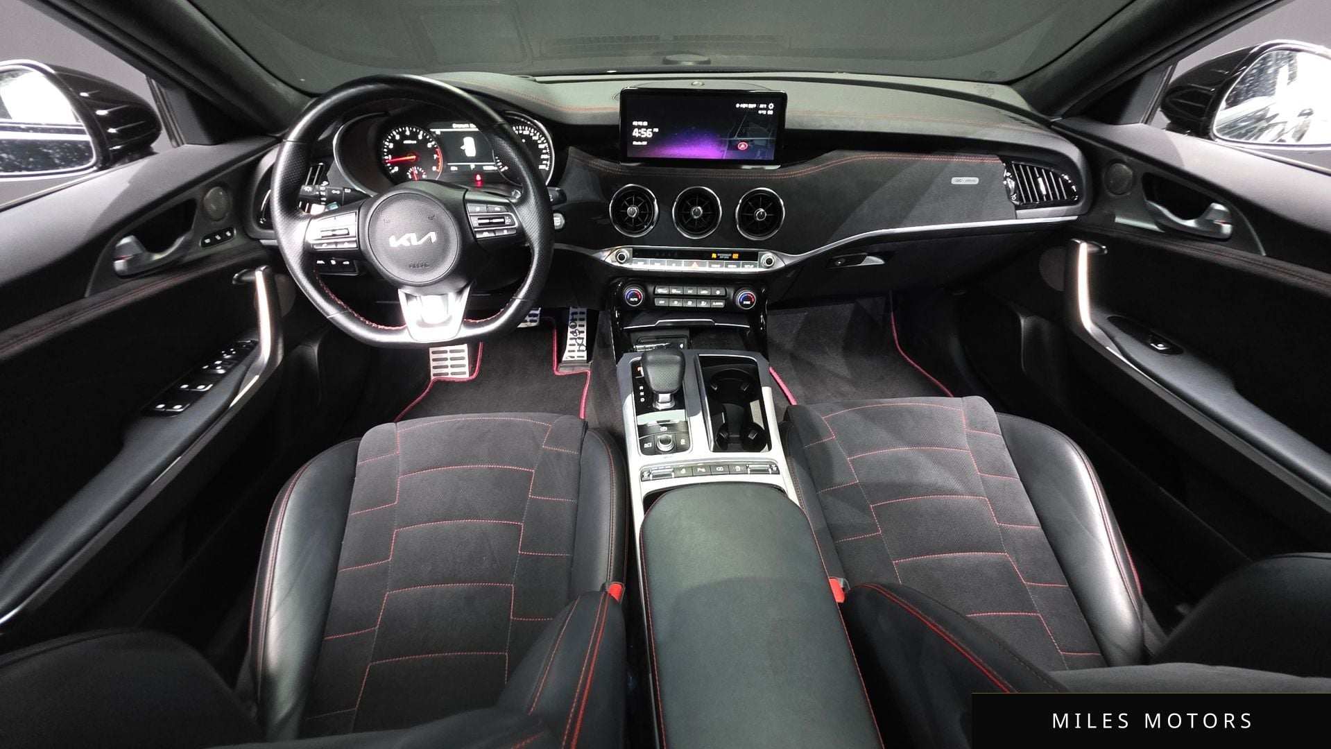 Kia Stinger 2022 — миниатюра 10
