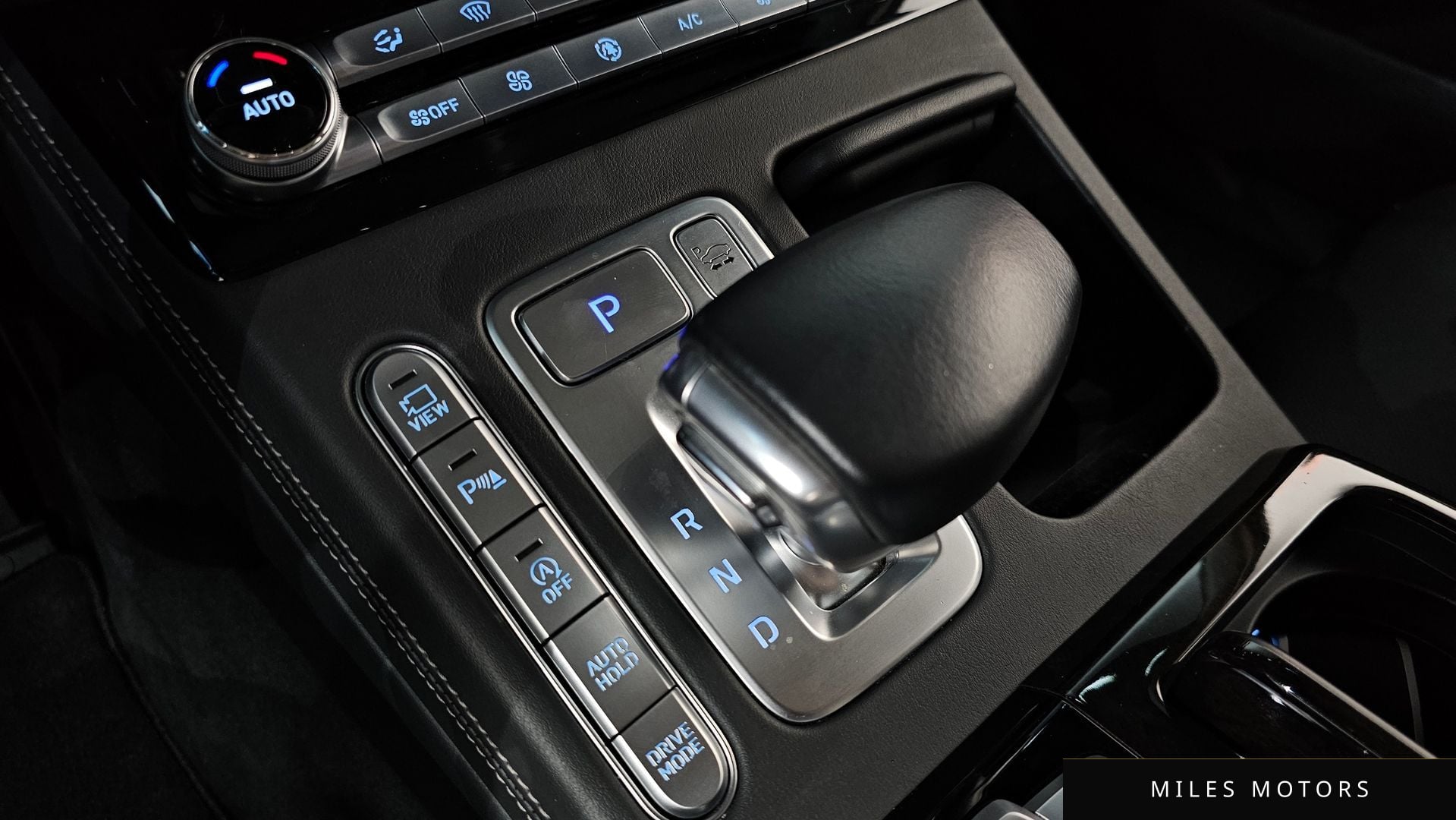 Genesis G90 2019 — миниатюра 9