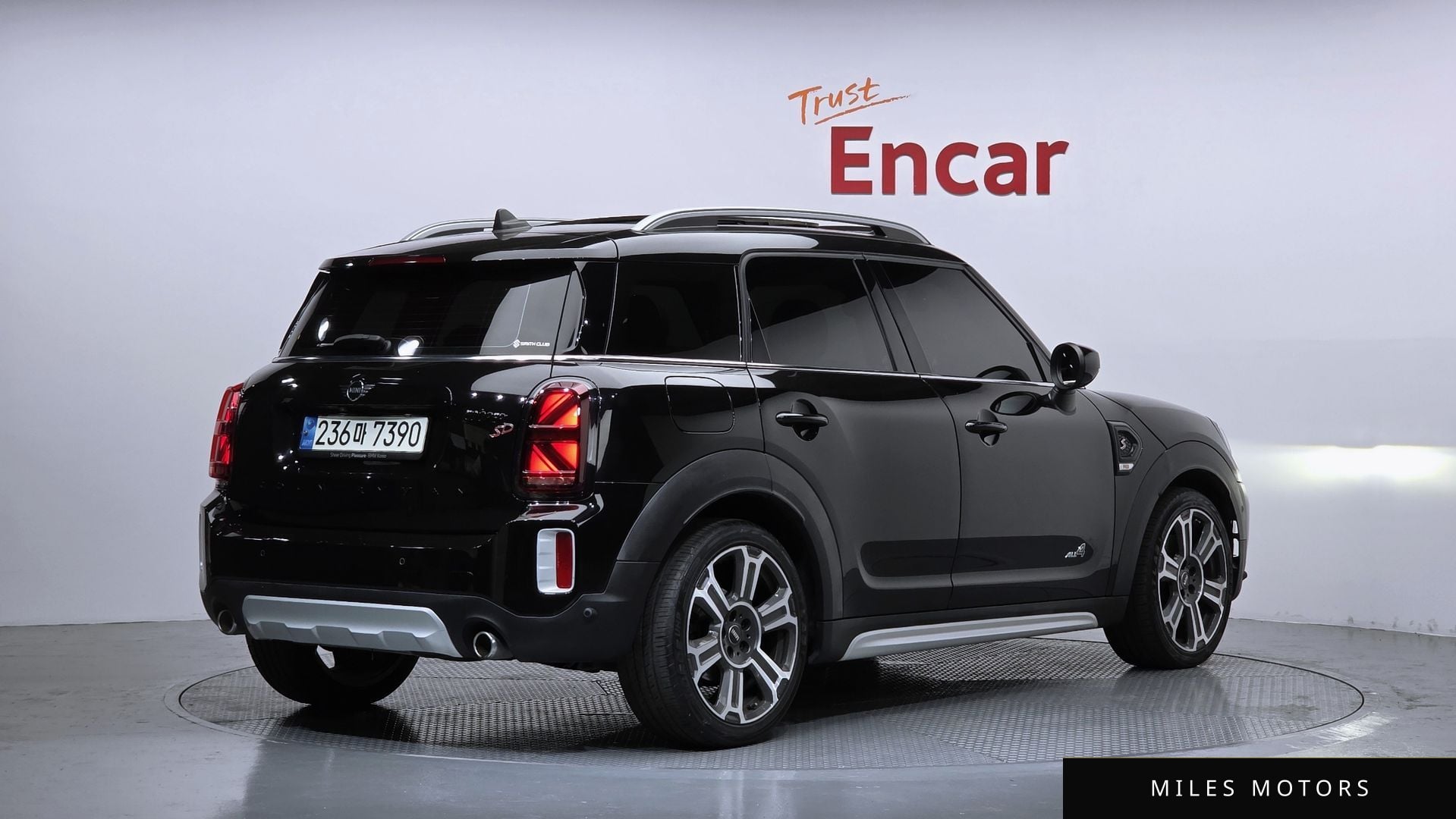 MINI Countryman 2021 — миниатюра 2
