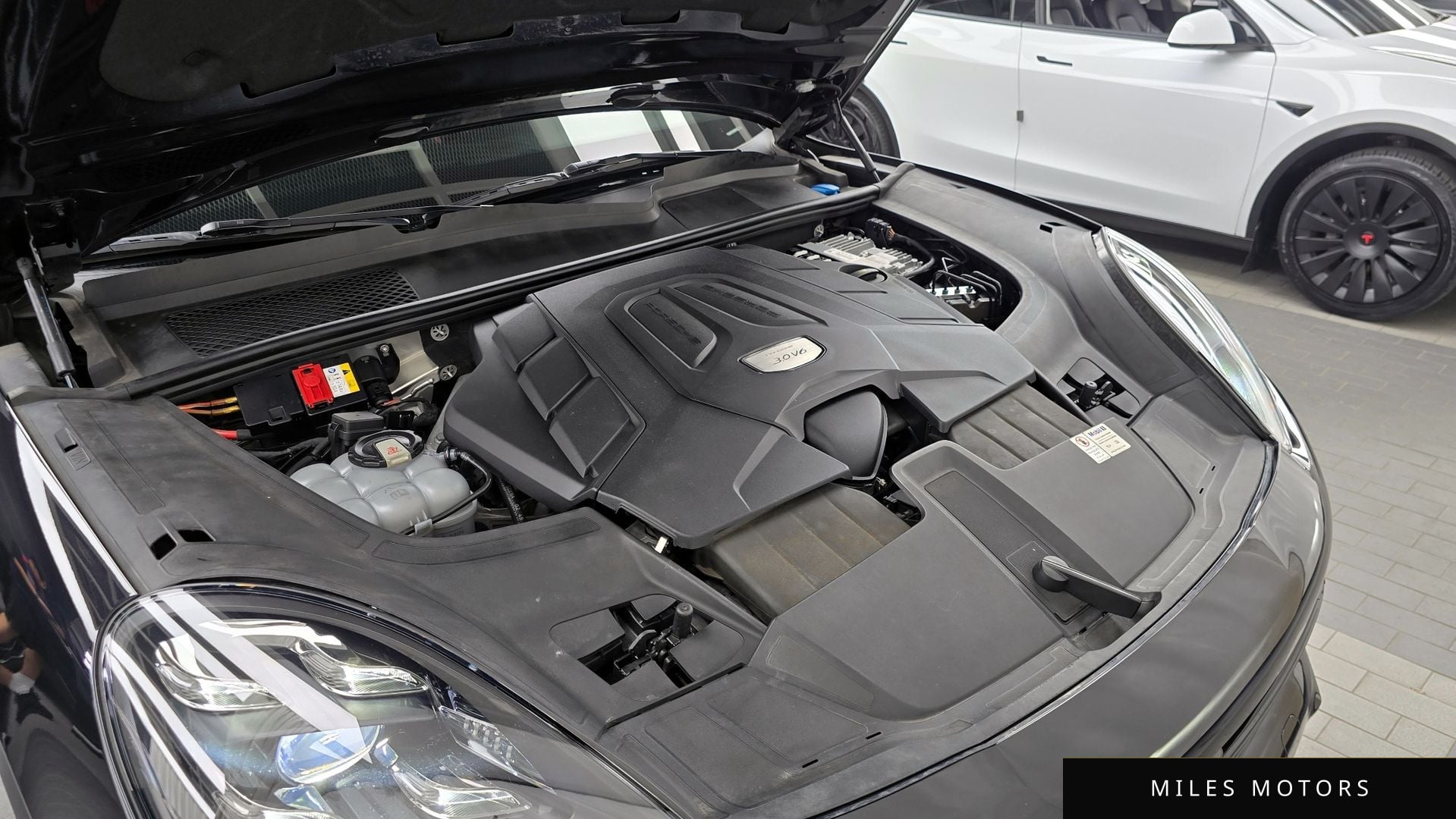 Porsche Cayenne 2020 — миниатюра 6