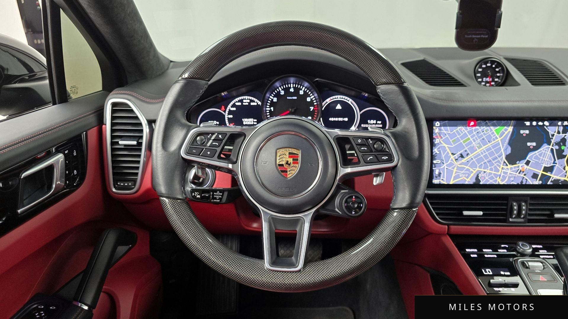 Porsche Cayenne 2020 — миниатюра 12