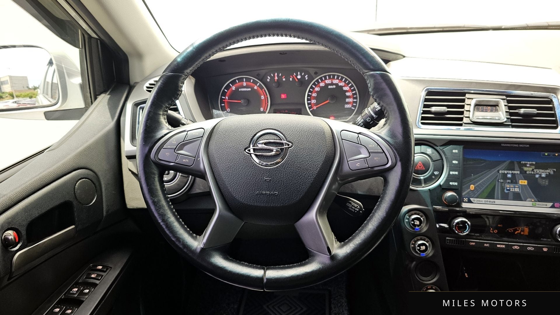 KG Mobility KORANDO 2016 — миниатюра 12