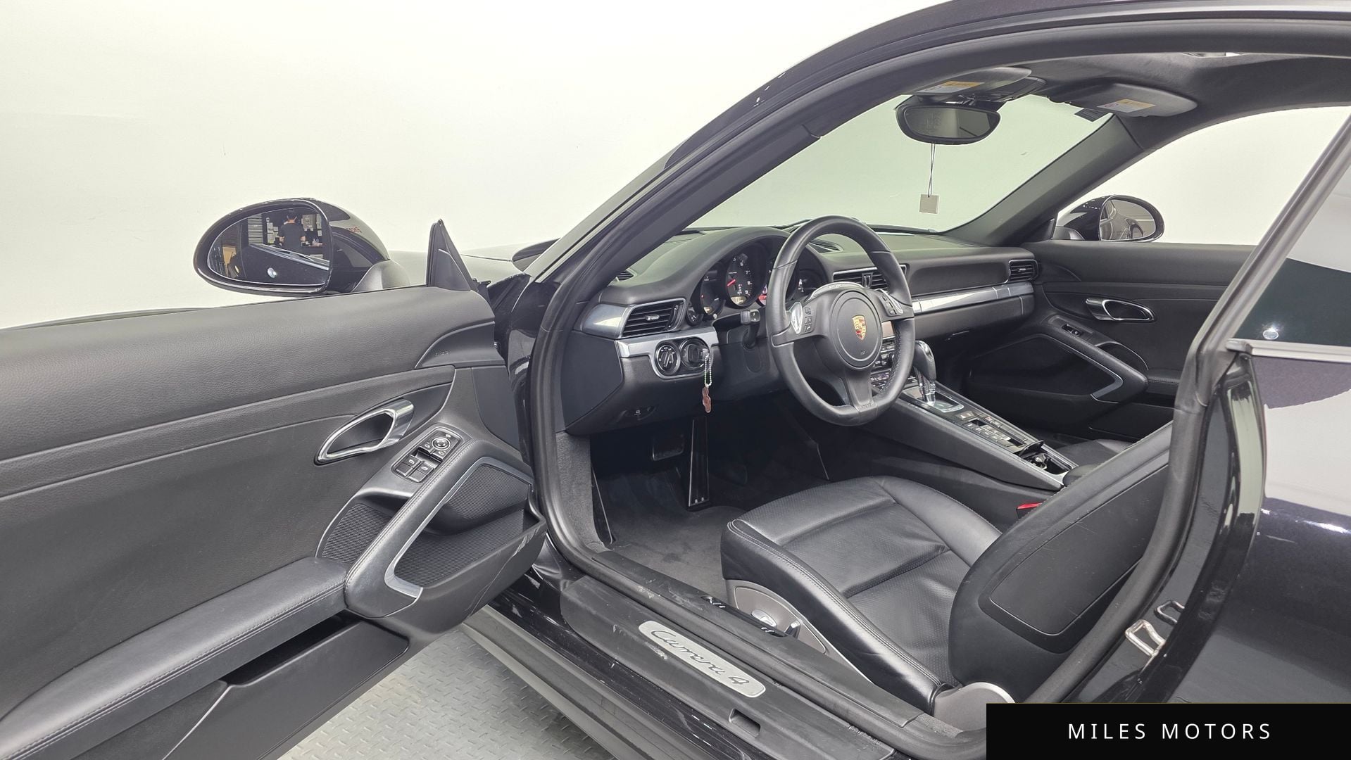 Porsche 911 2013 — миниатюра 12