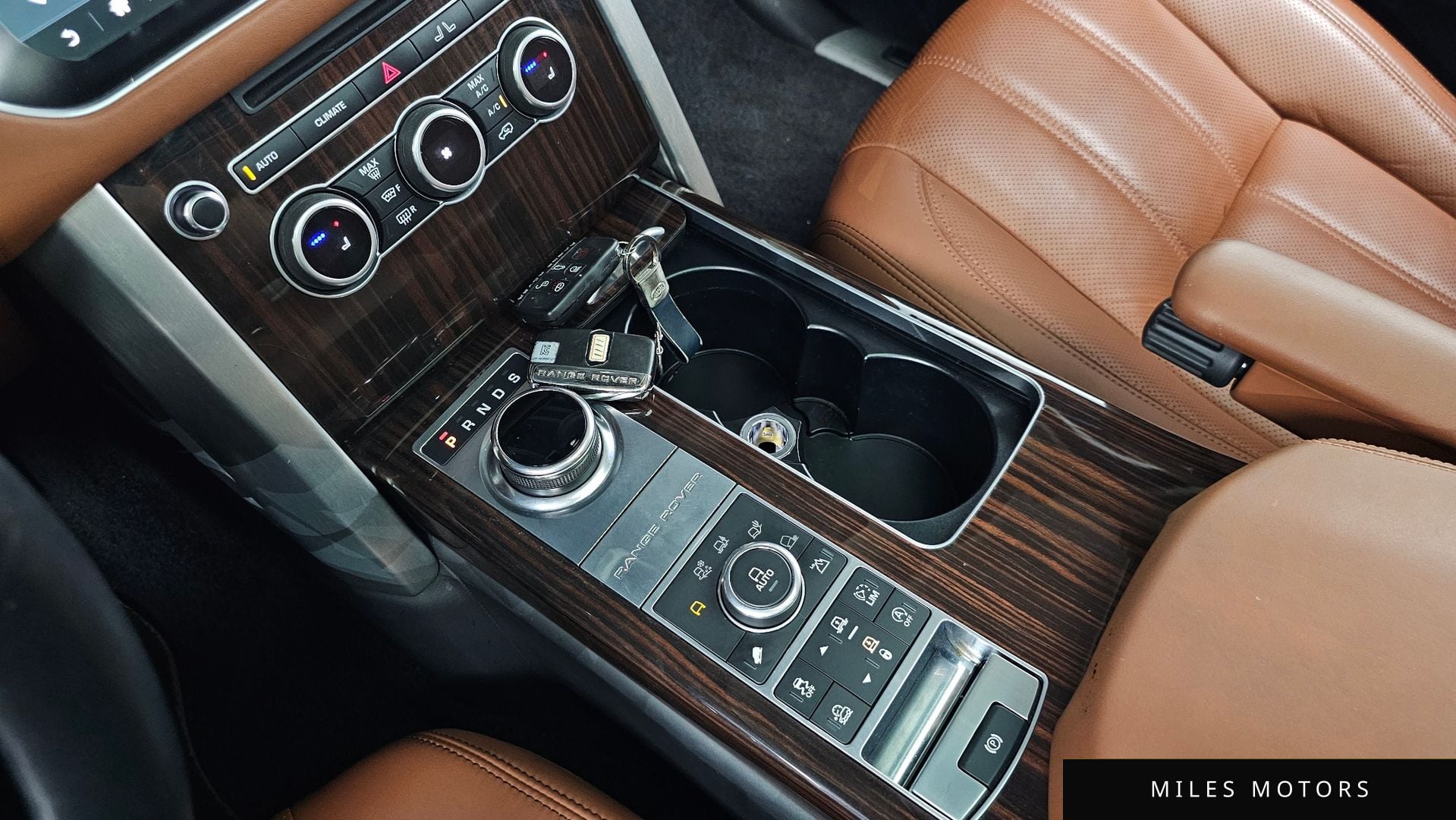 Land Rover Range Rover 2017 — миниатюра 11