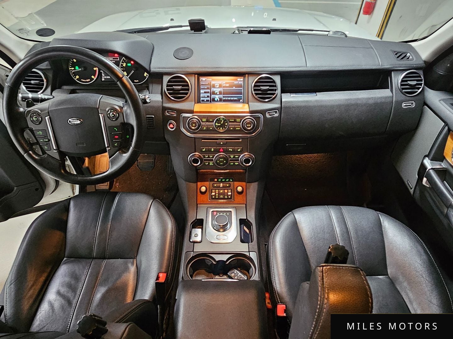 Land Rover Discovery 2014 — миниатюра 7