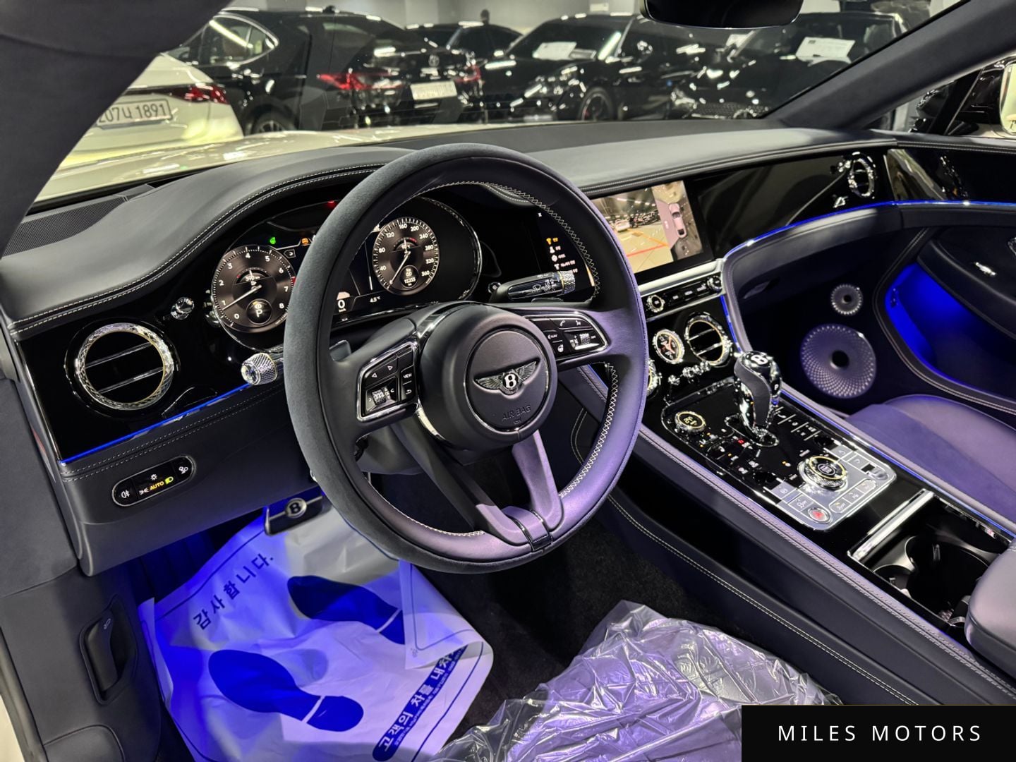 Bentley Continental GT 2023 — миниатюра 4