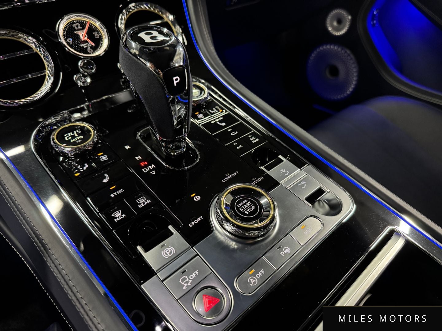 Bentley Continental GT 2023 — миниатюра 11