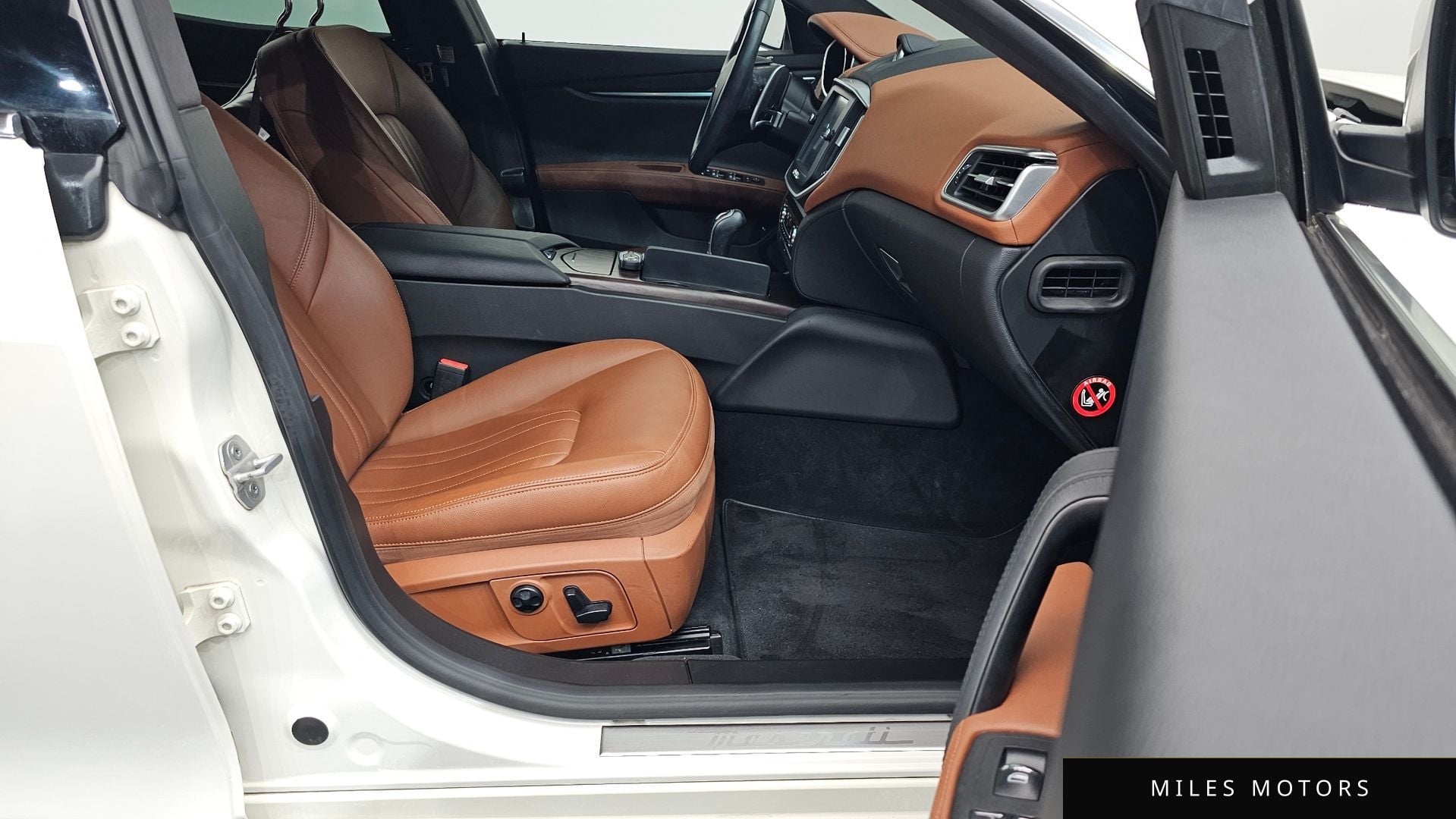 Maserati Ghibli 2016 — миниатюра 12