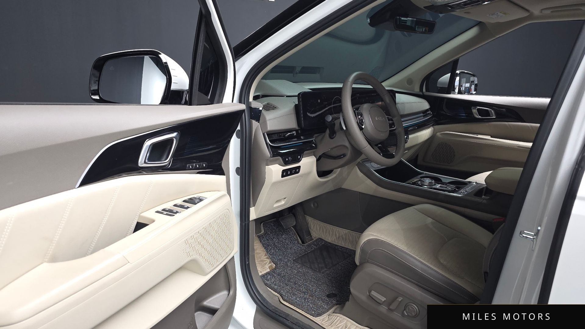 Kia Canival 2024 — миниатюра 12