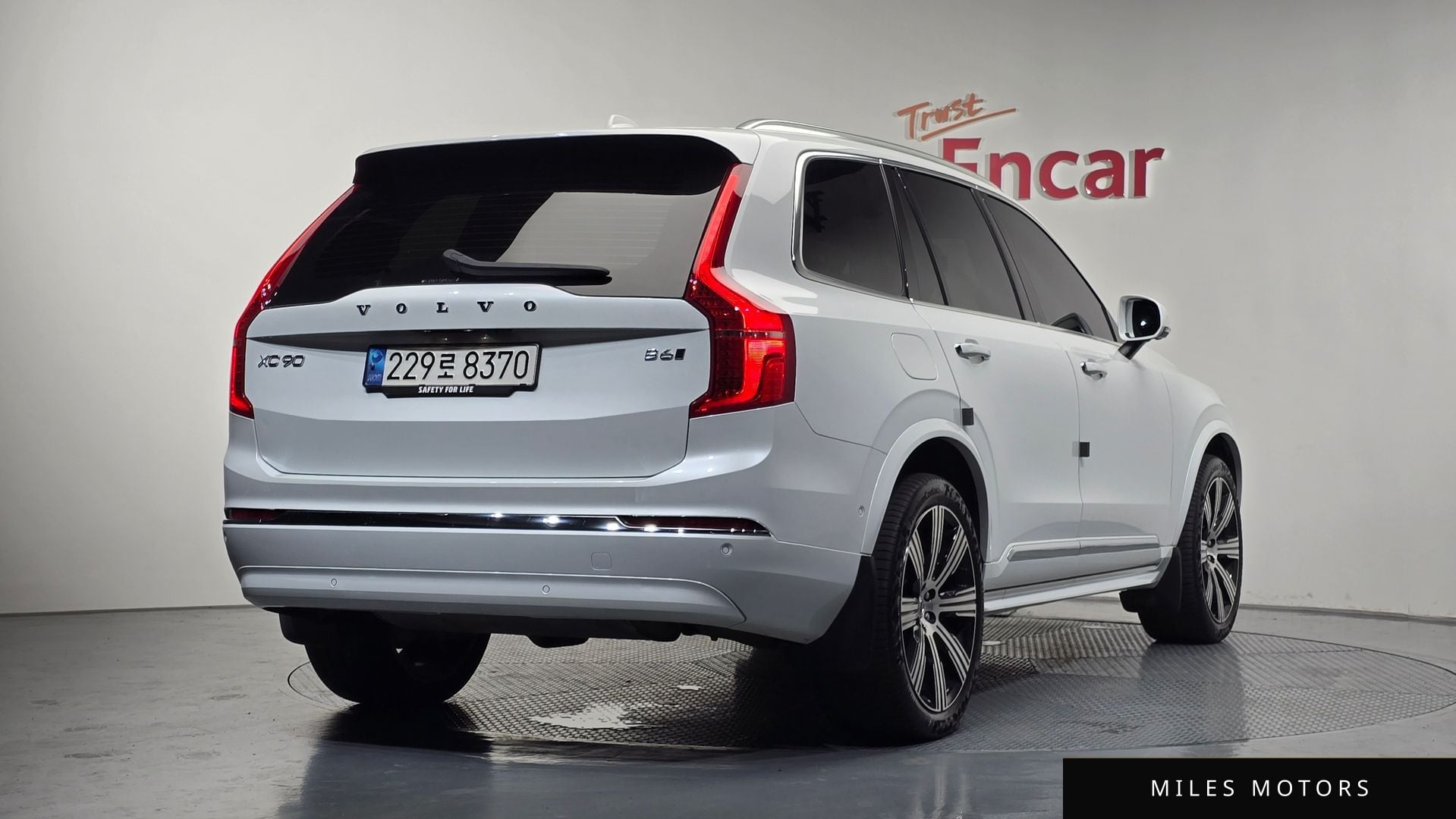 Volvo XC90 2023 — миниатюра 2