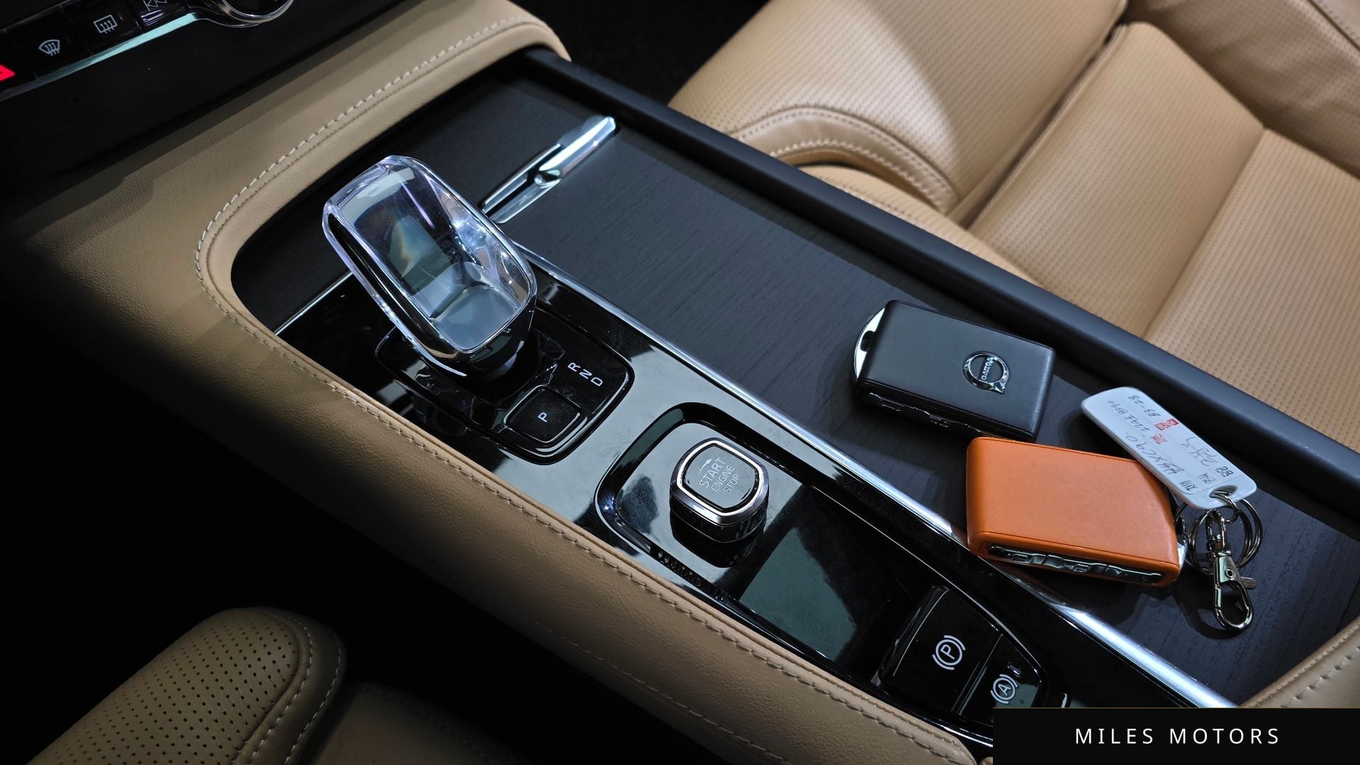 Volvo XC90 2023 — миниатюра 12