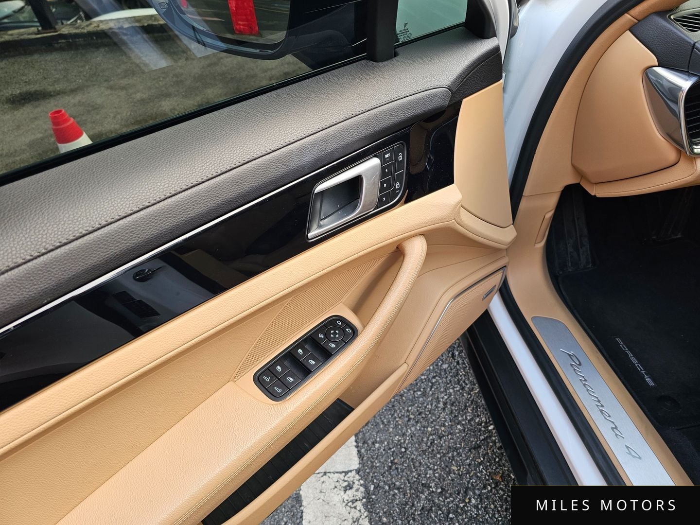 Porsche Panamera 2022 — миниатюра 12