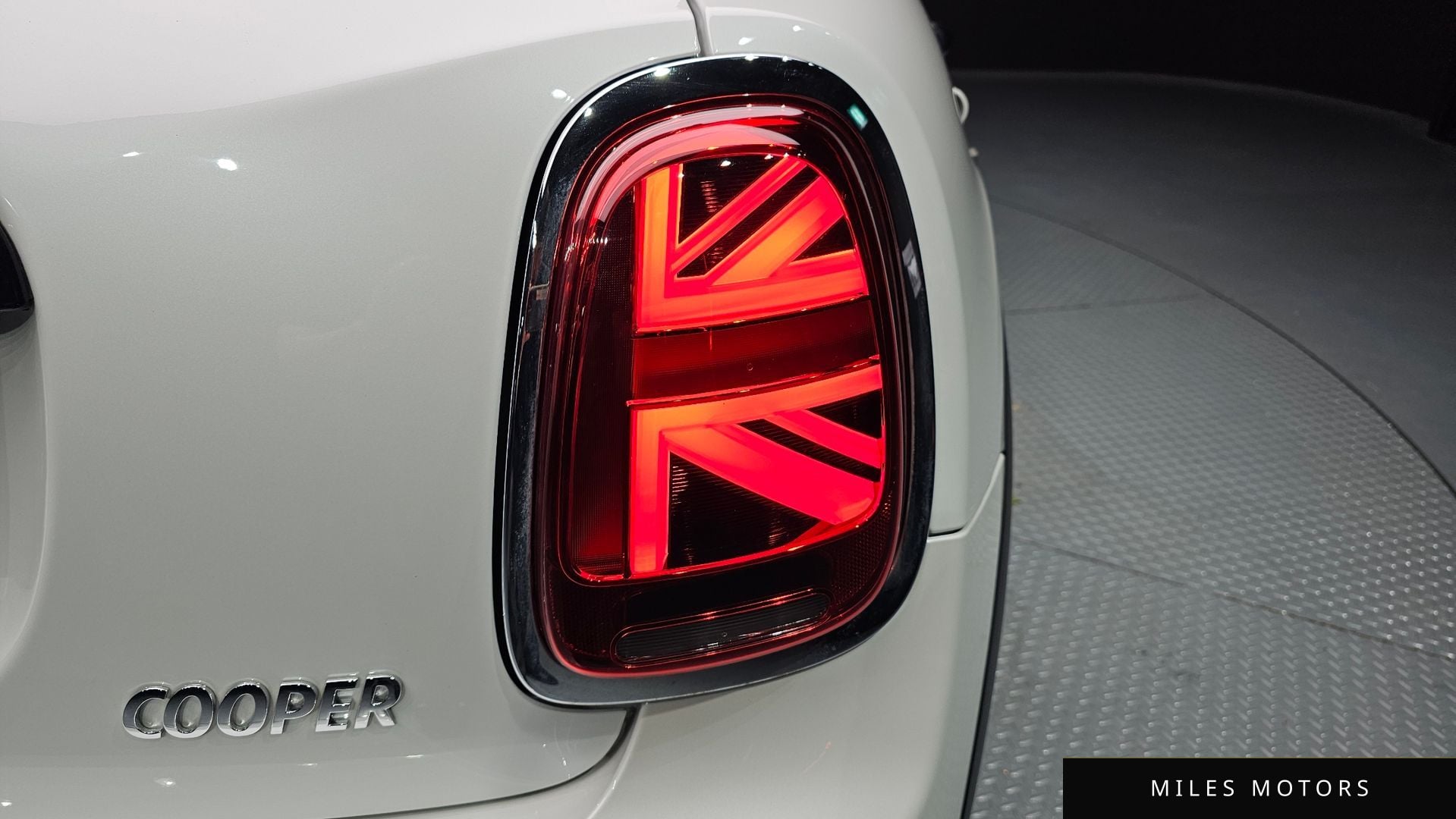 MINI Cooper 2024 — миниатюра 9