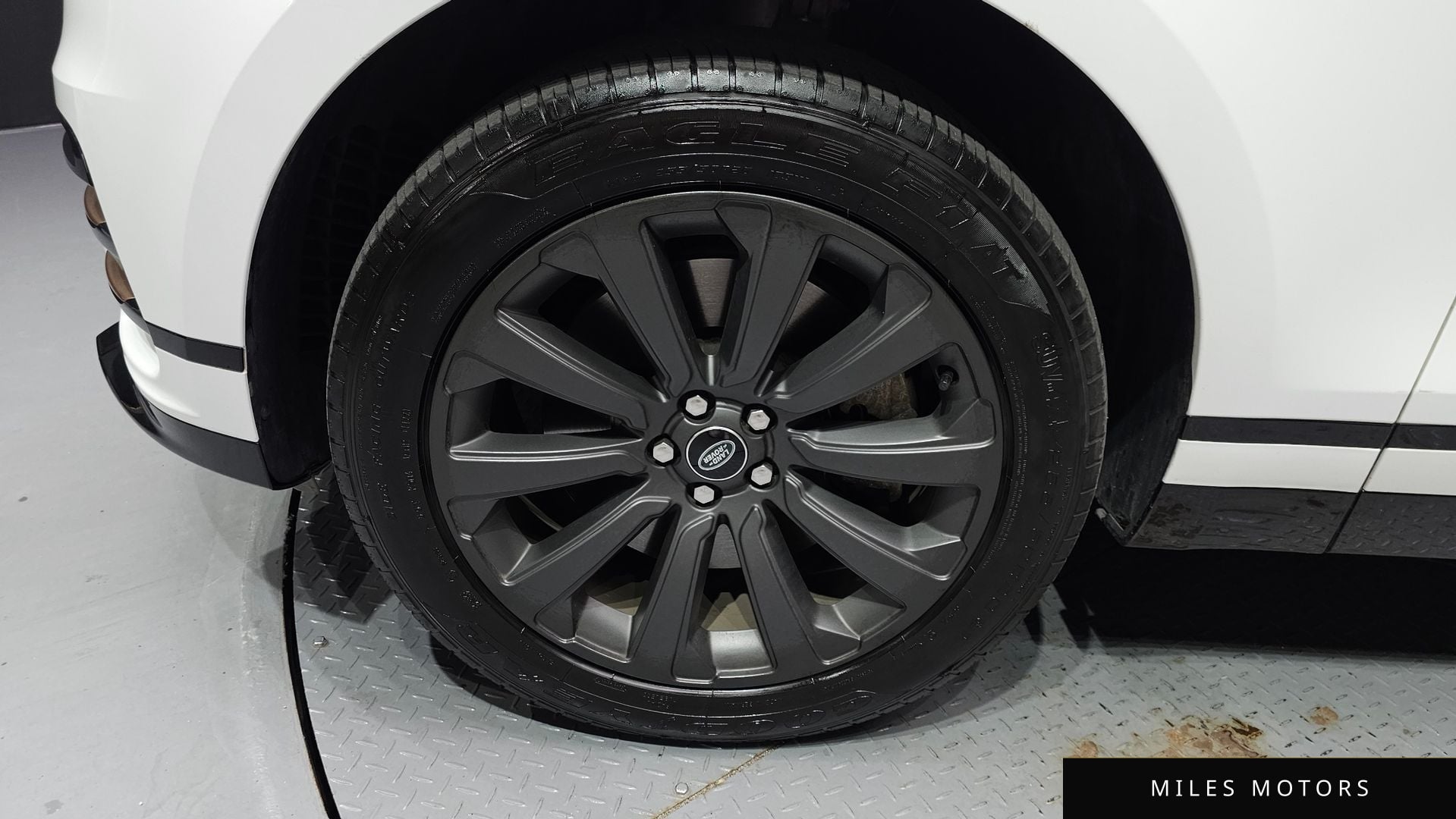 Land Rover Range Rover Velar 2023 — миниатюра 5