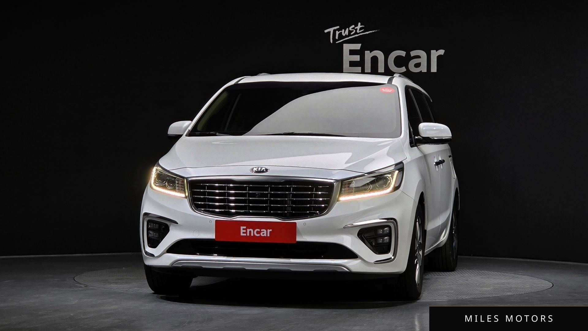 Kia Canival 2019 — миниатюра 3