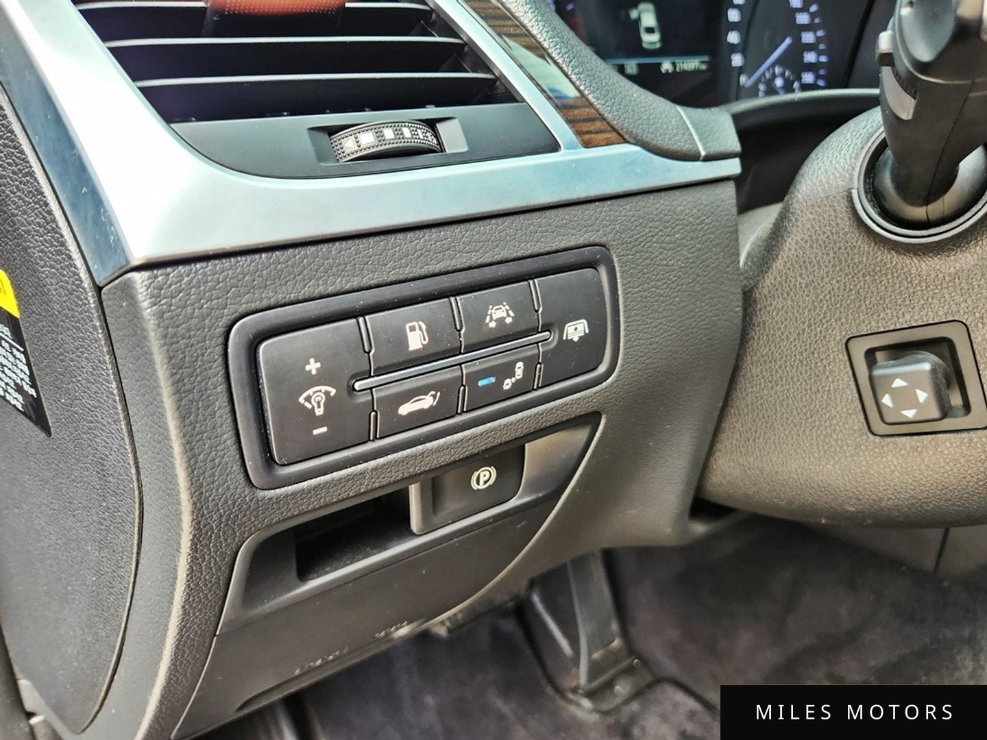 Genesis G80 2018 — миниатюра 11