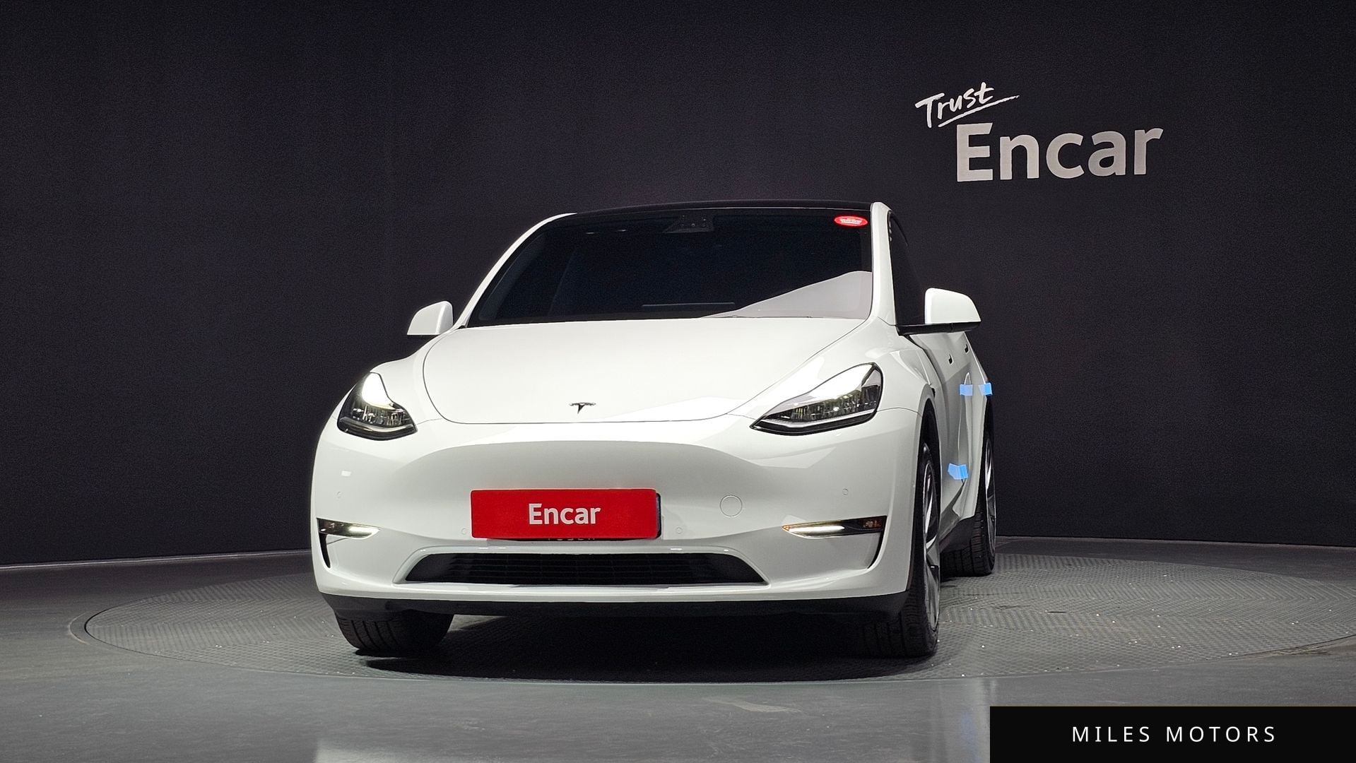 Tesla Model Y 2022 — миниатюра 3