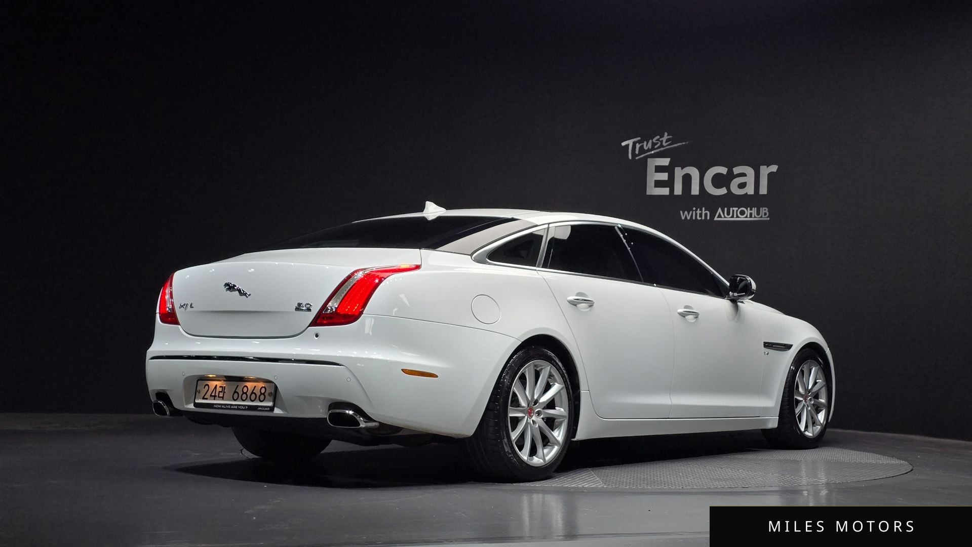Jaguar All New XJ 2015 — миниатюра 2