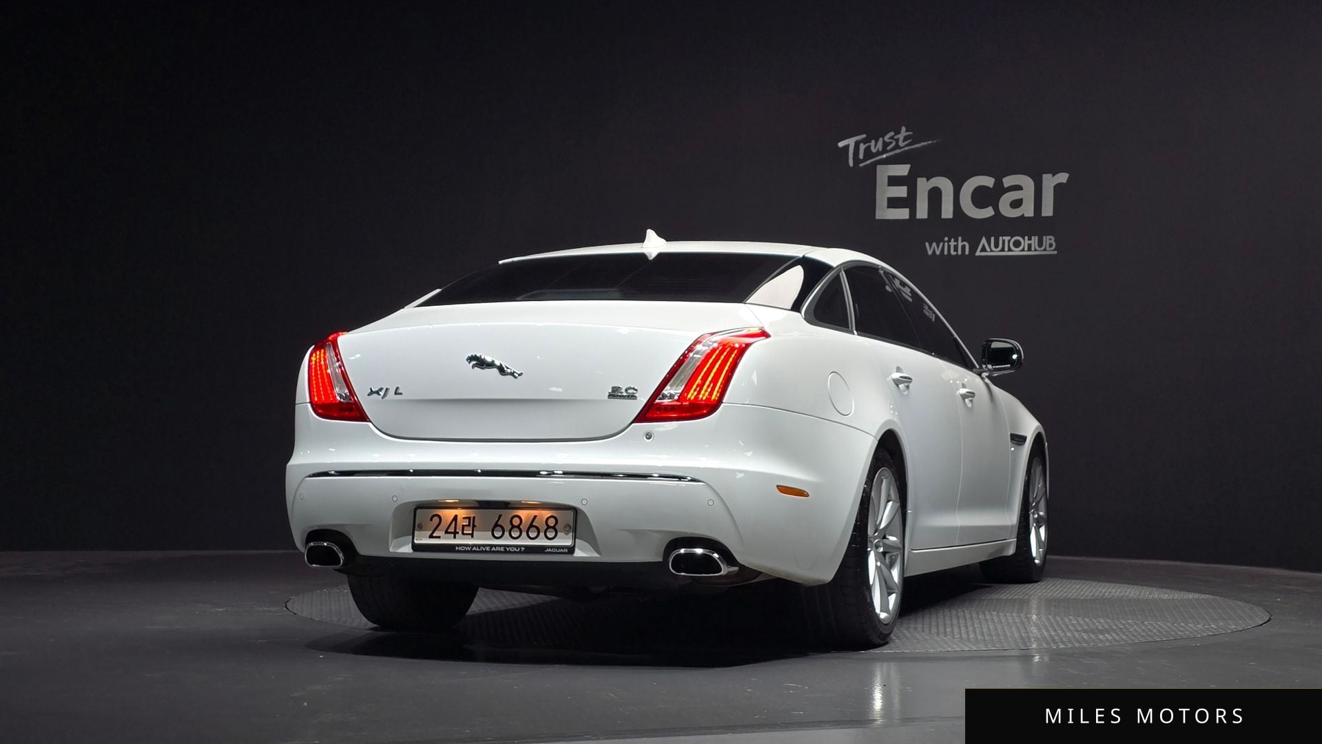 Jaguar All New XJ 2015 — миниатюра 4