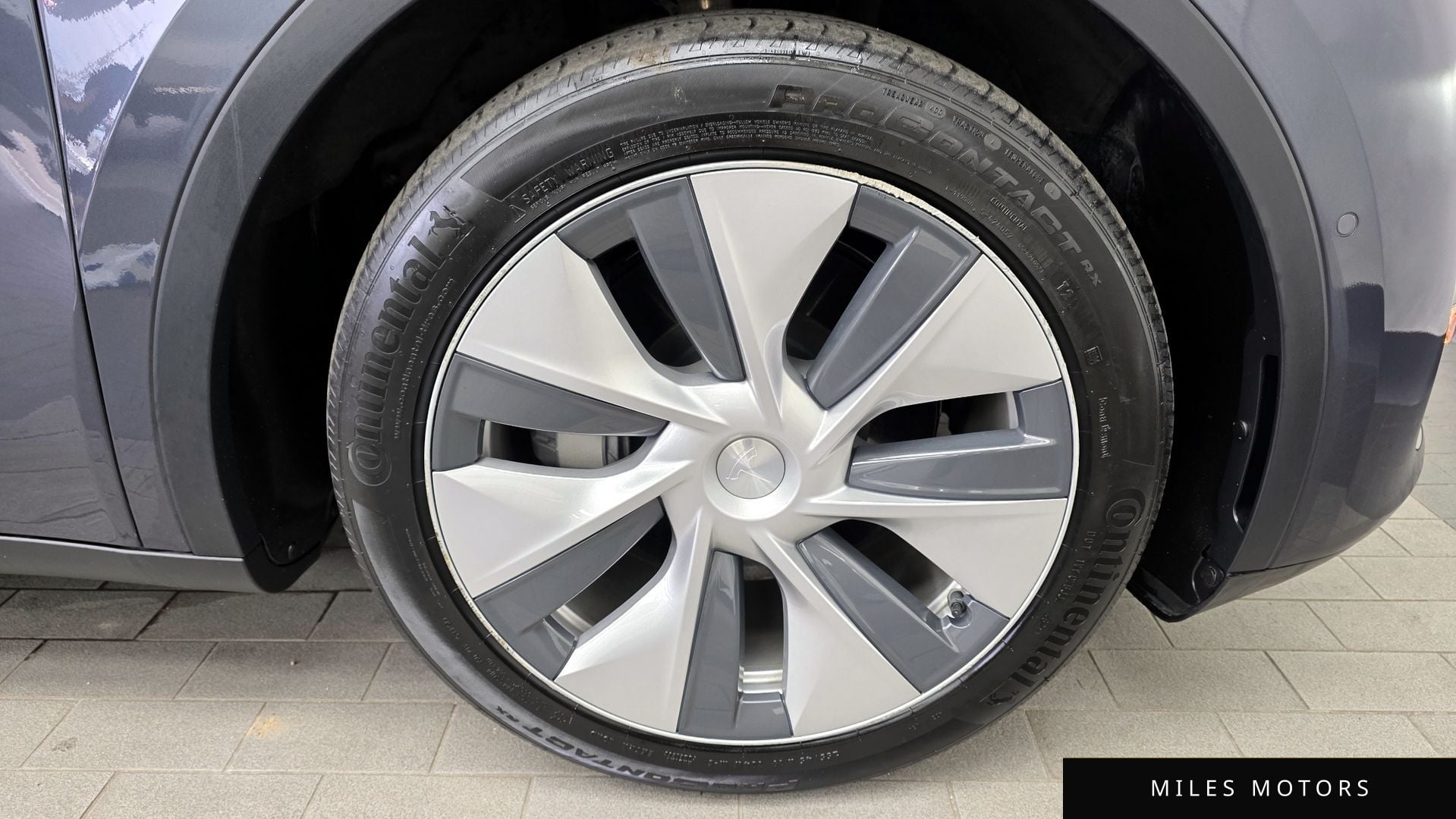 Tesla Model Y 2022 — миниатюра 7