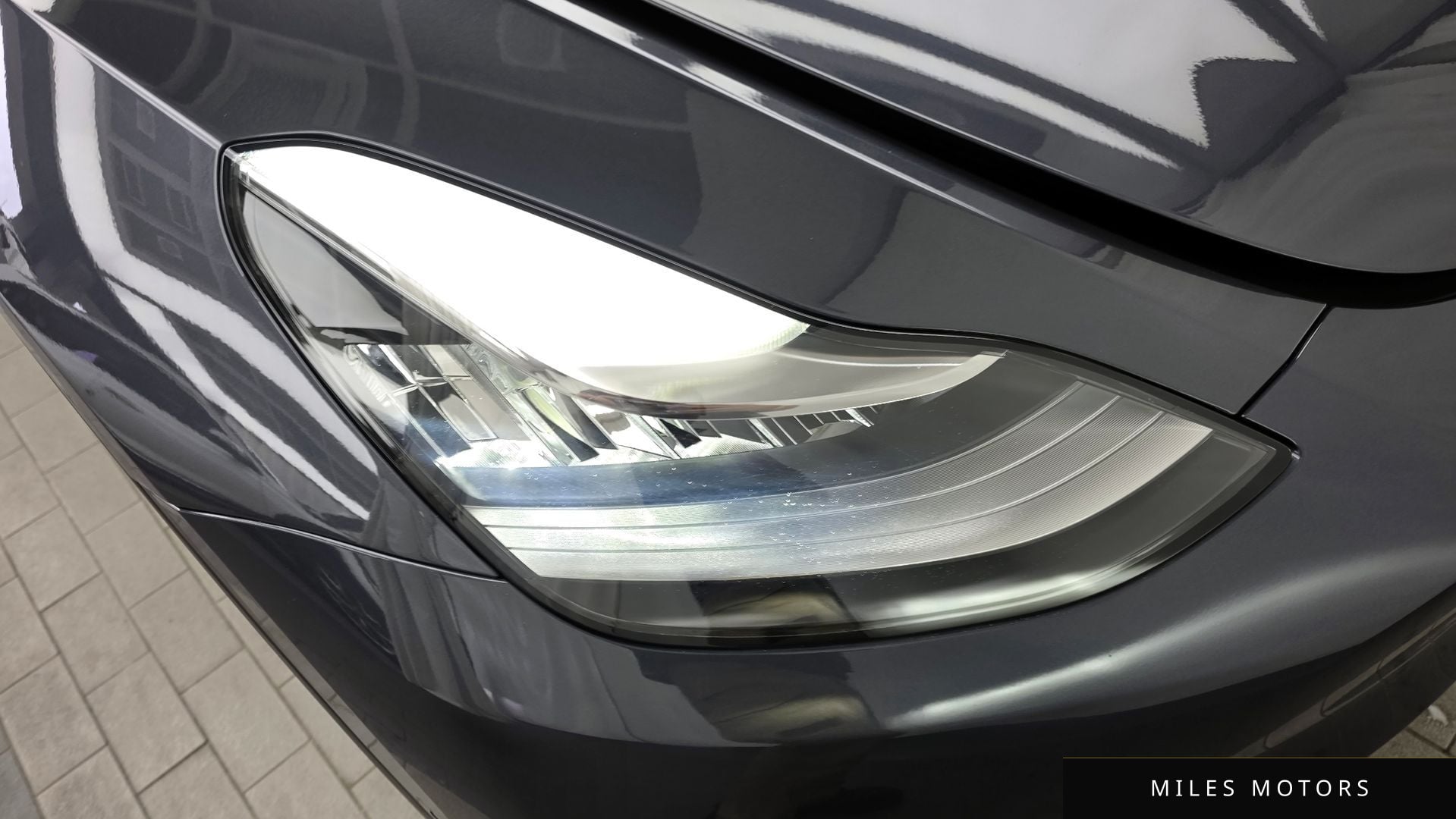 Tesla Model Y 2022 — миниатюра 8
