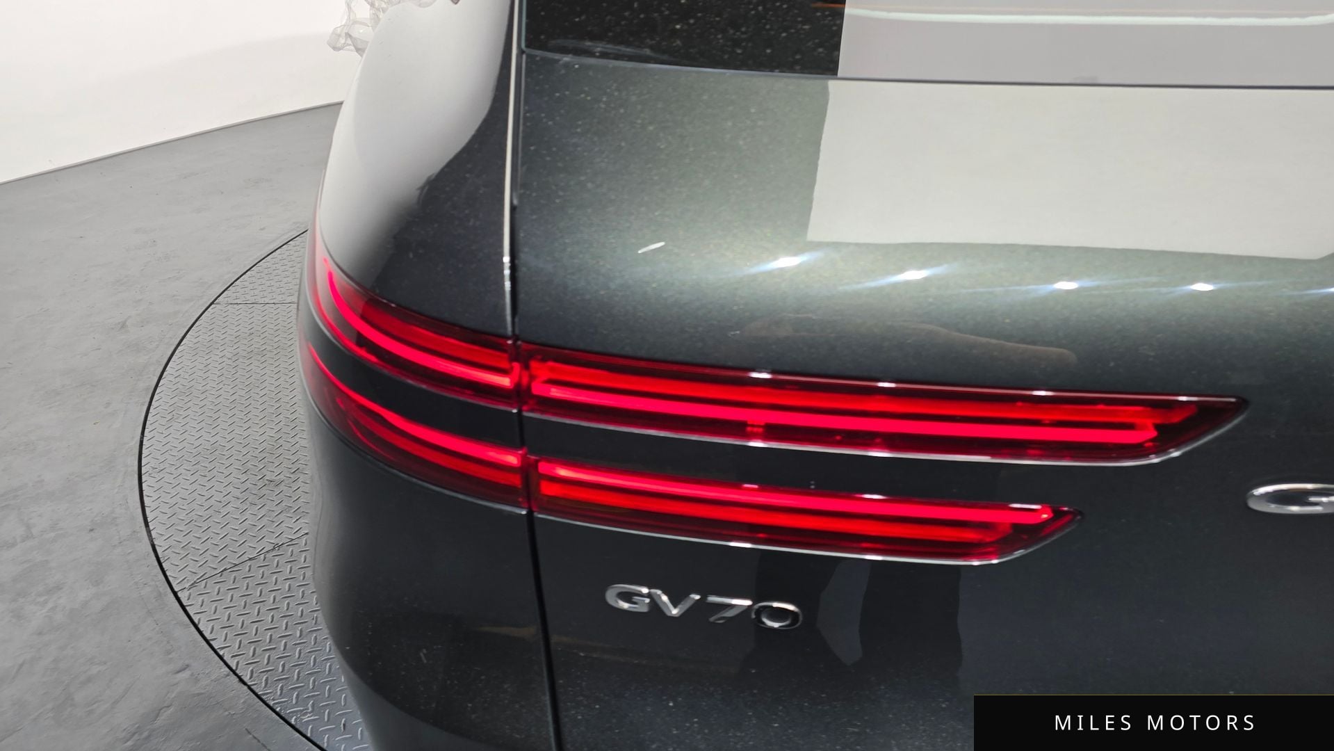 Genesis GV70 2024 — миниатюра 9