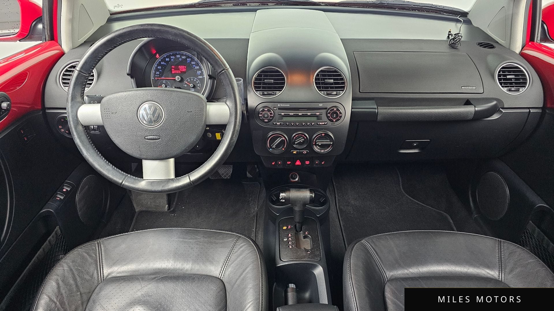 Volkswagen Beetle 2011 — миниатюра 7