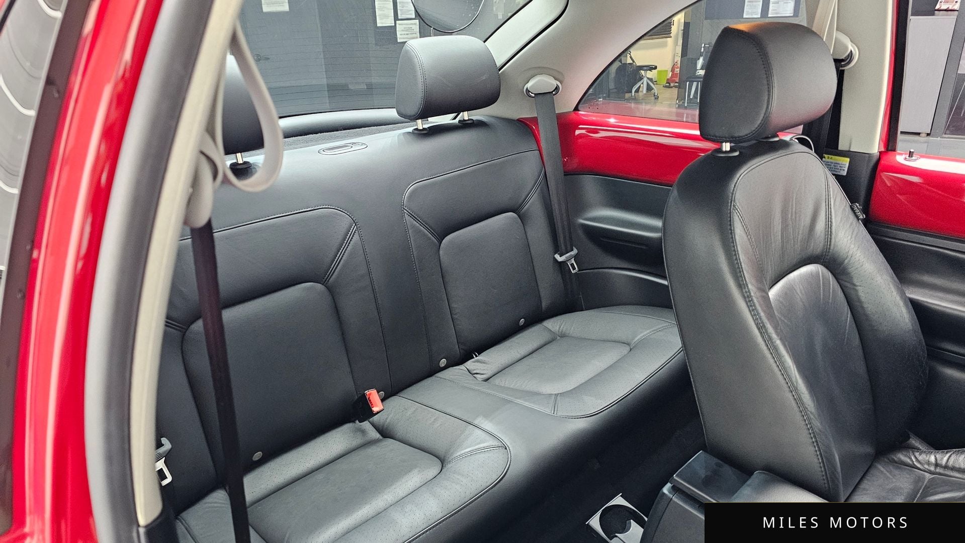 Volkswagen Beetle 2011 — миниатюра 11